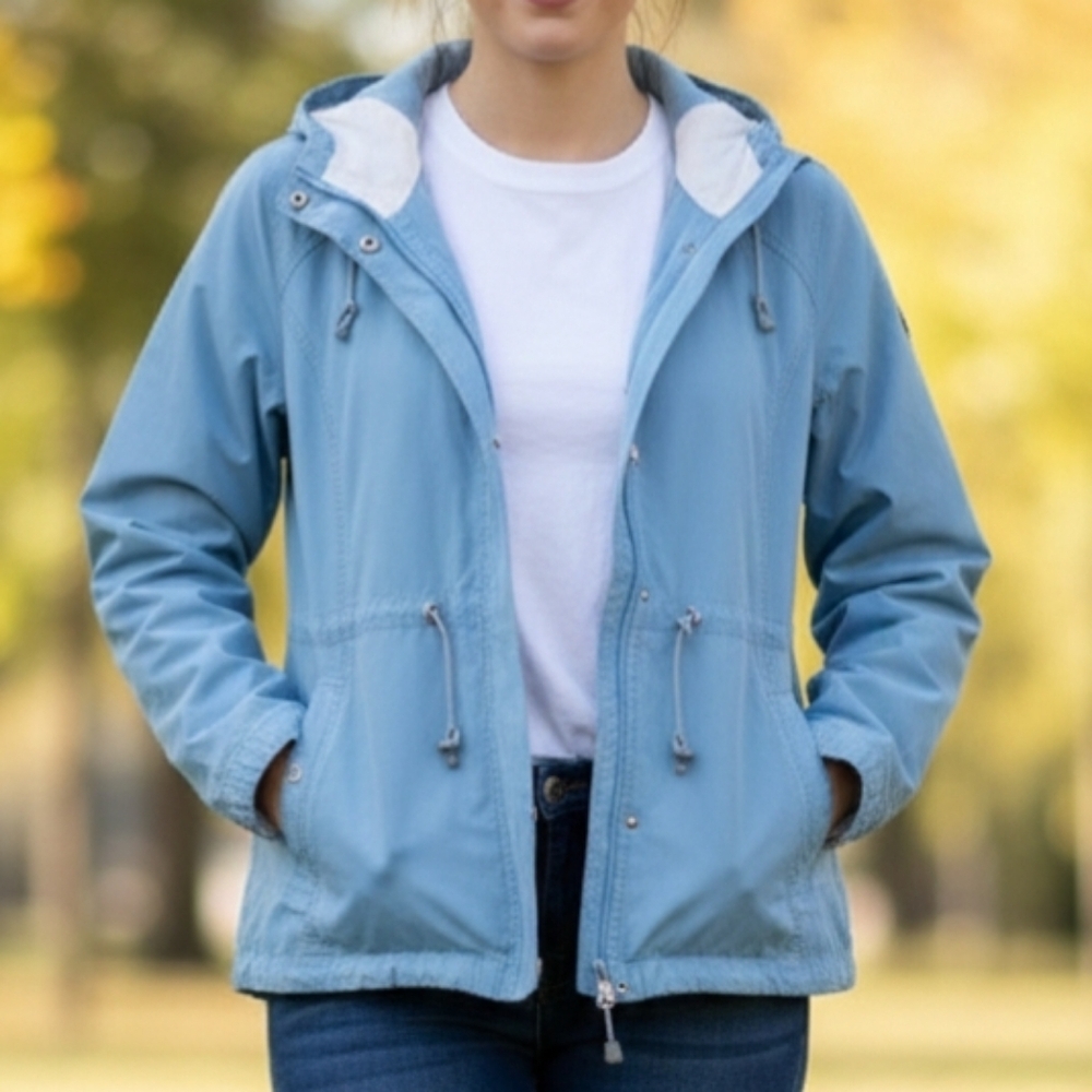 4/20$ Cabela's Light Blue Hooded Jacket